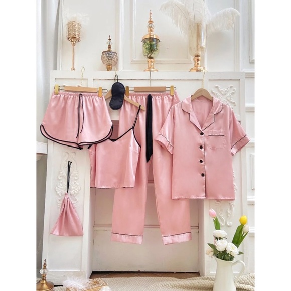 Mile High Clozet Other - Manuela 6pcs Satin Pajama Set